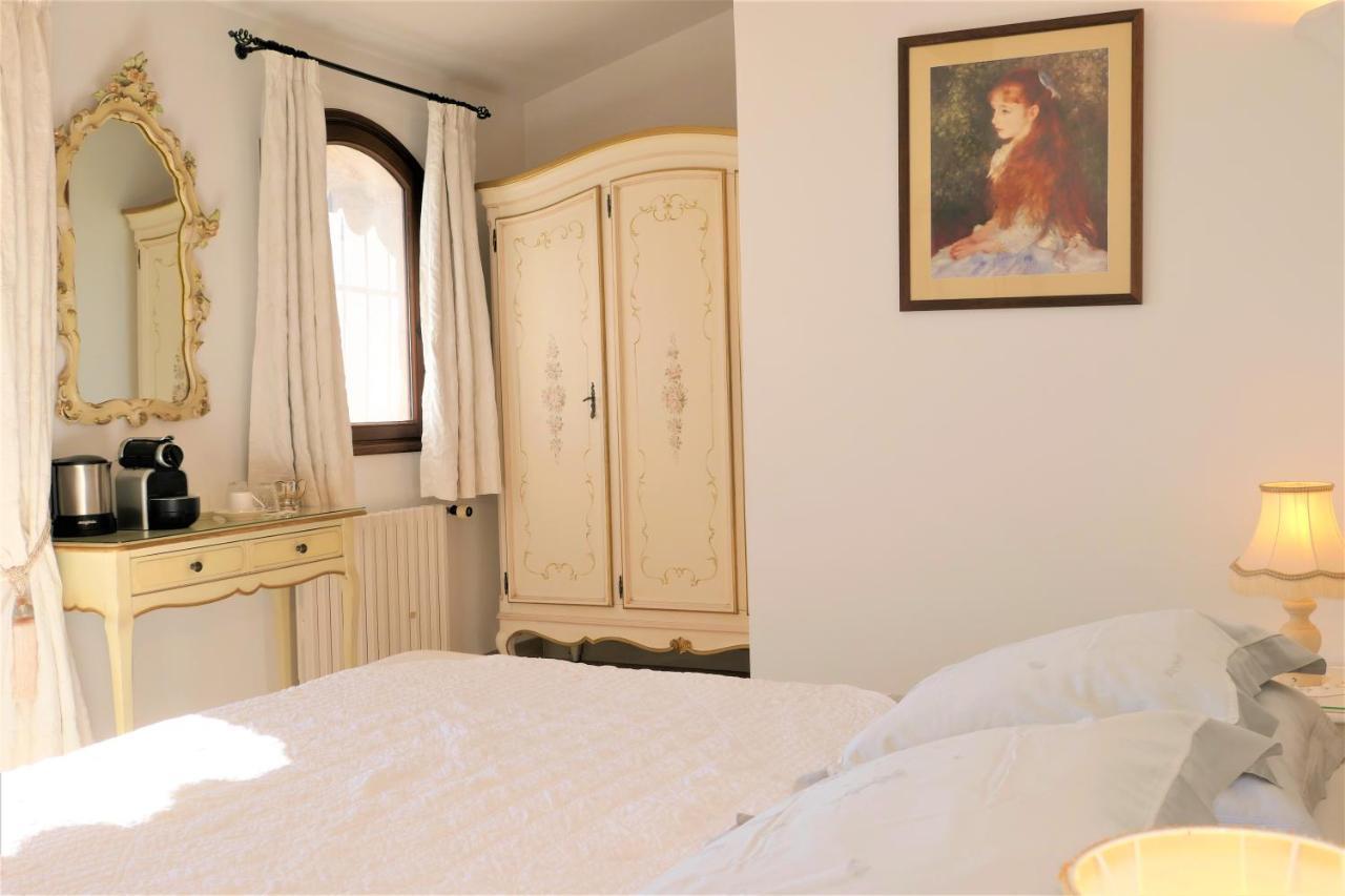방스 La Bastide Des Pins B&B 외부 사진
