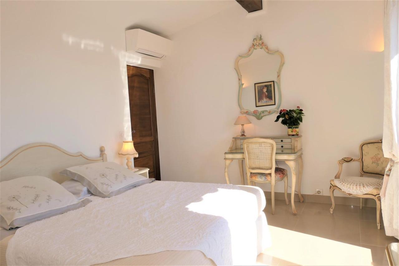 방스 La Bastide Des Pins B&B 외부 사진